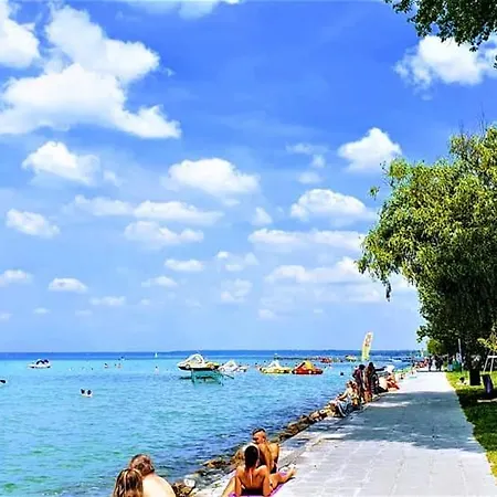 Balancaa Beach - Vizparti, Teraszos, Kertkapcsolatos Apartman Az Aranyparton Apartment Siofok