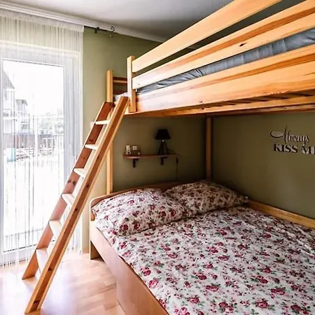 Balancaa Beach - Vizparti, Teraszos, Kertkapcsolatos Apartman Az Aranyparton Siofok